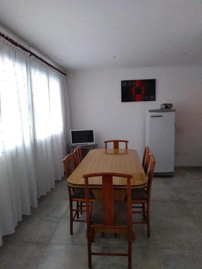 Alquiler Diario Hasta 4 Personas Lägenhet Tandil Exteriör bild